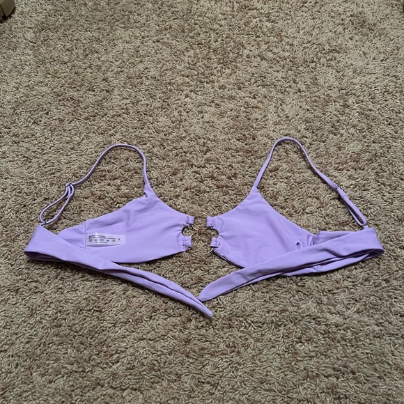 Sized small bikini top - Picture 3 of 4